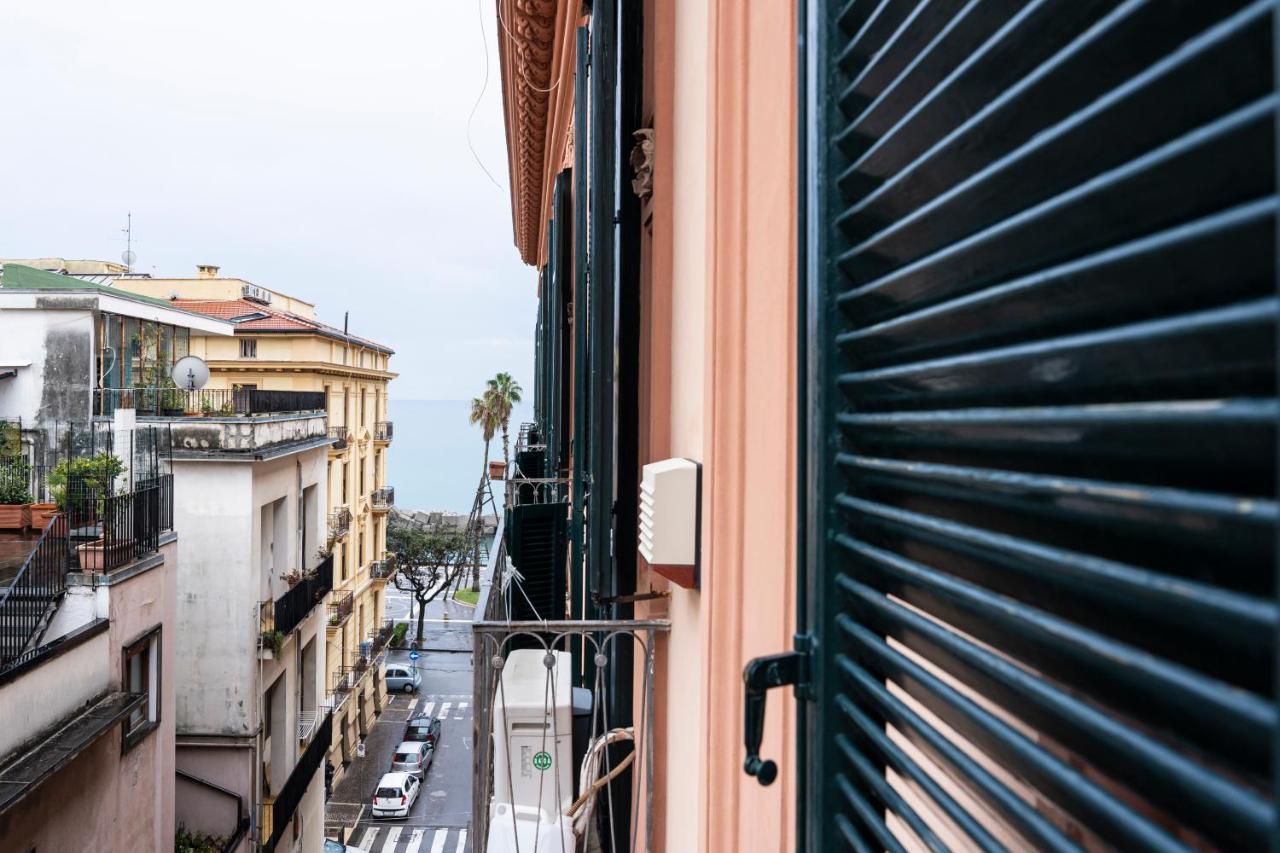 Bella Domus Suites Salerno Exterior photo
