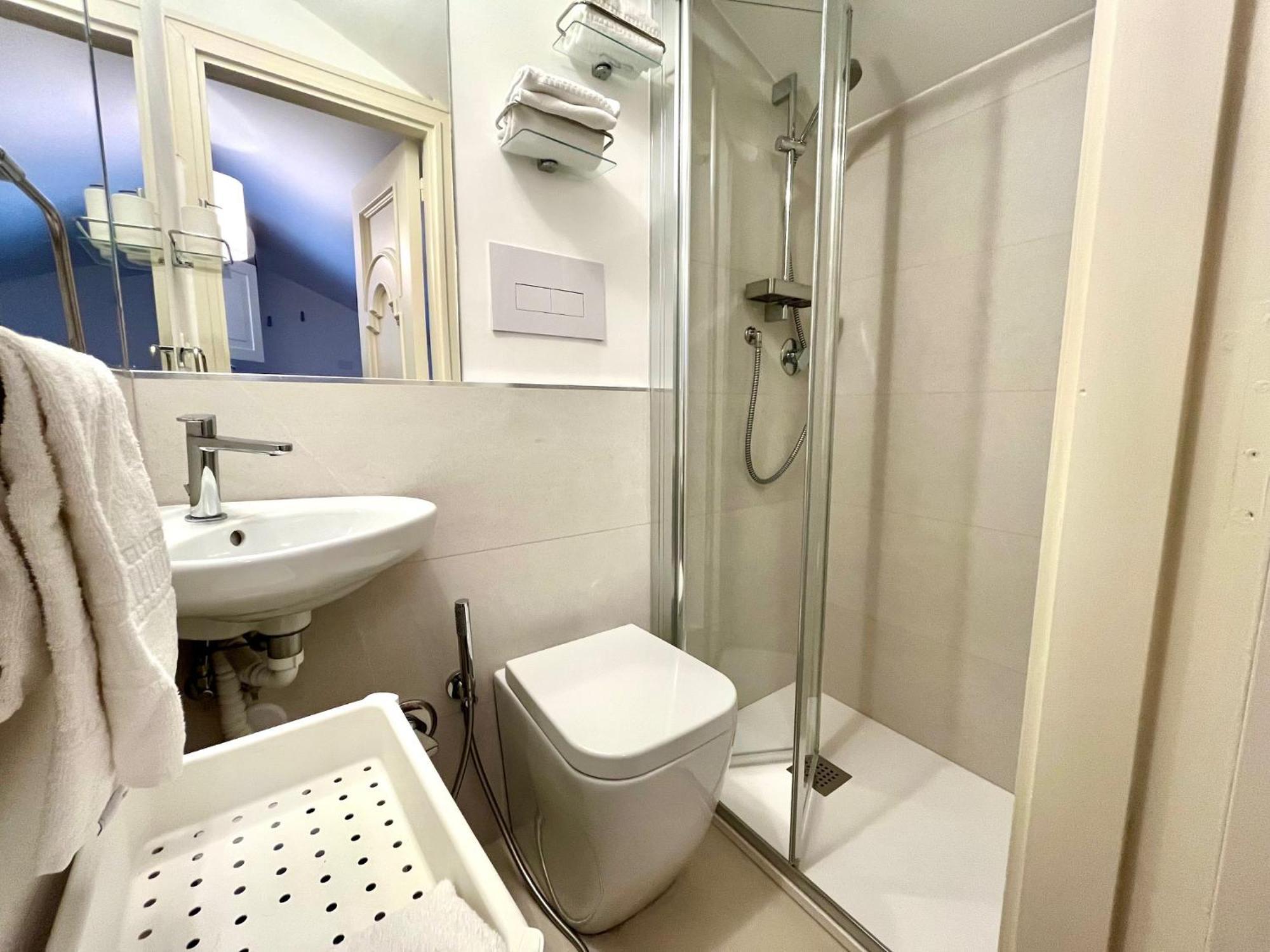 Bella Domus Suites Salerno Exterior photo